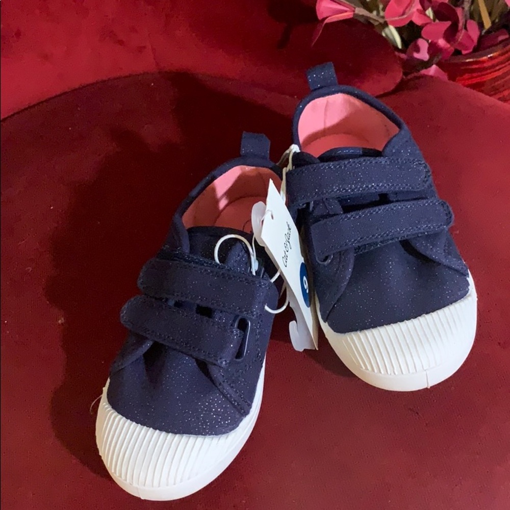 Toddler sneakers